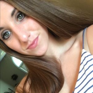 Meet your Posher, Ariana